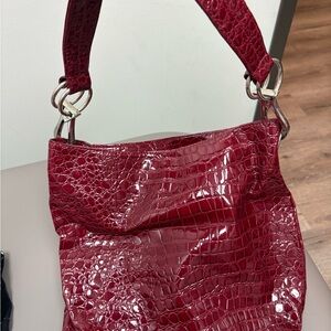 Elegant Red Croc-Embossed Women's Bag
